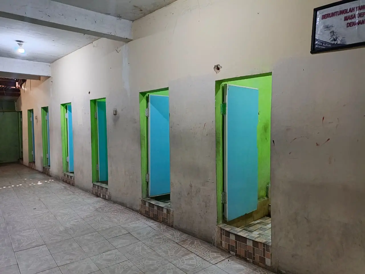 Toilet Siswi Perempuan