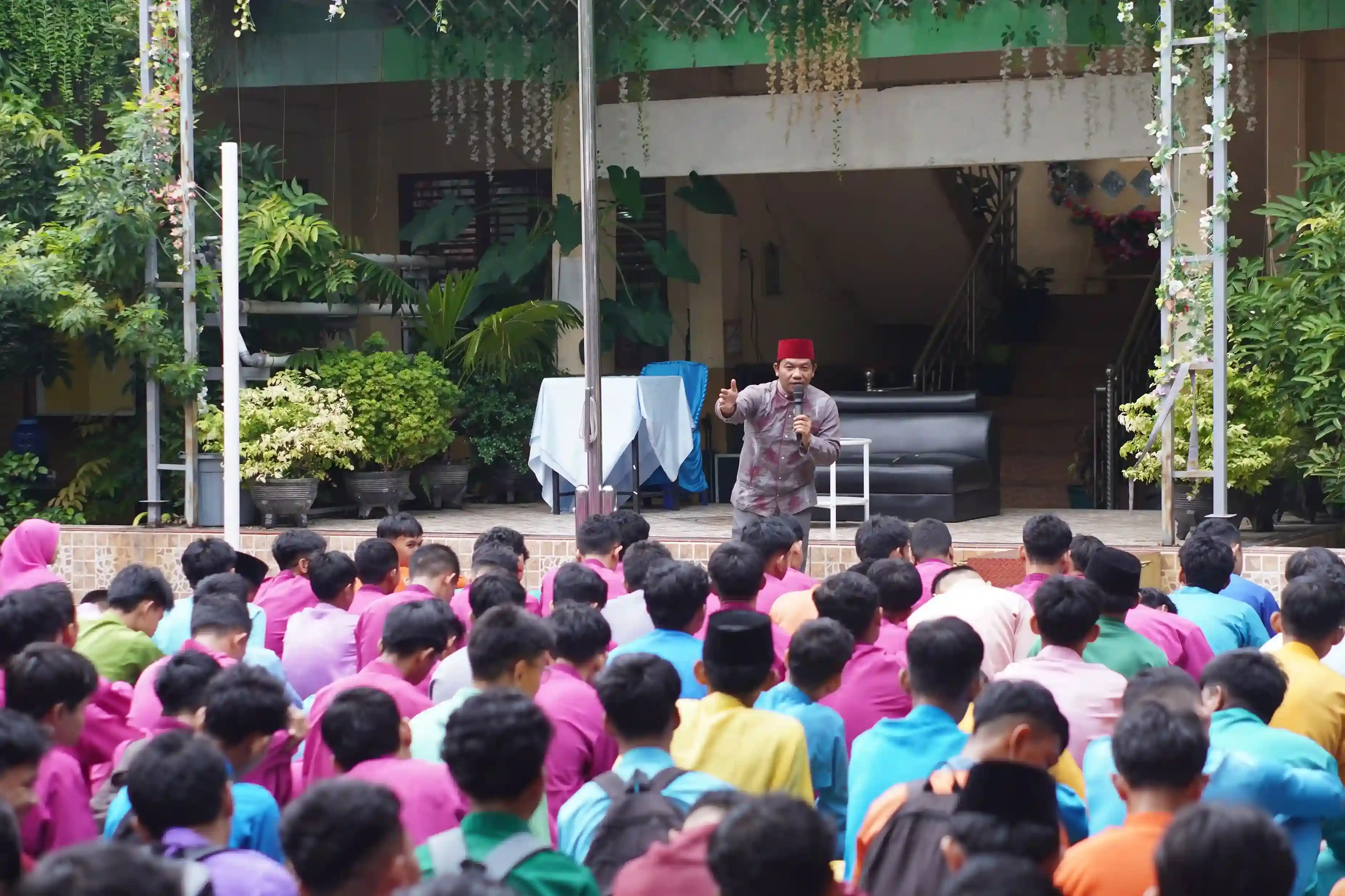 Kegiatan Tausyiah Jum'at Pagi