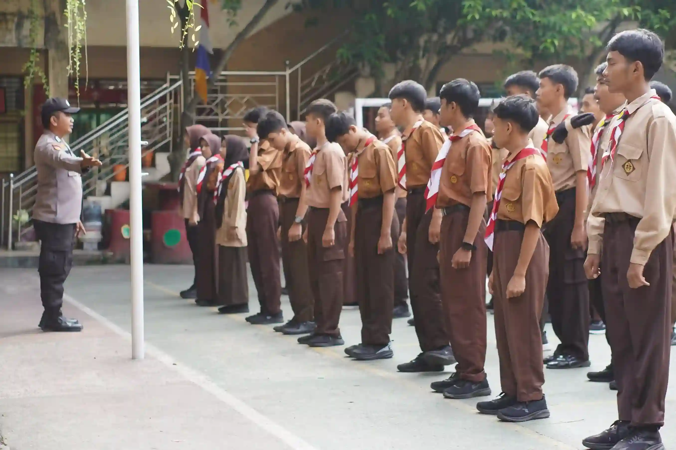 Polda Riau Gelar Sosialisasi dan Latihan PBB di SMK PGRI Pekanbaru